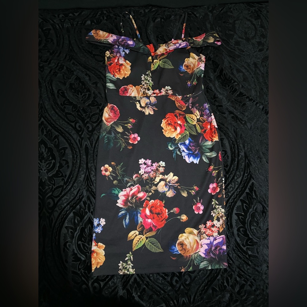 Elegant flower dress perfect for a wedding or special occasion